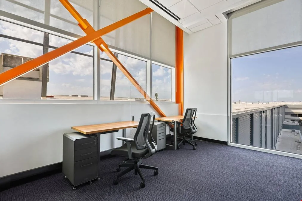 Venture X - Dallas - Braniff Centre — photo 4