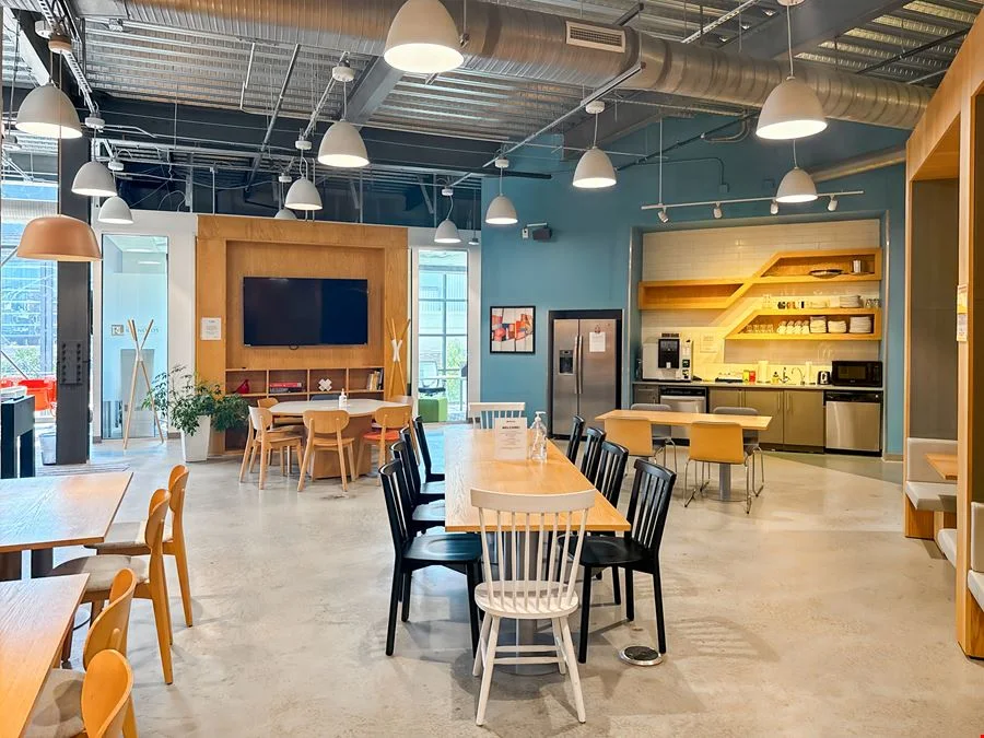 Spaces Atlanta - The Battery — photo 3