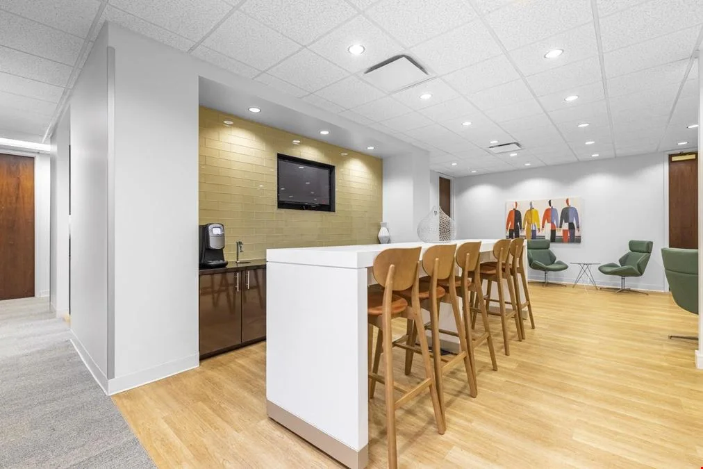 260 Peachtree — photo 3