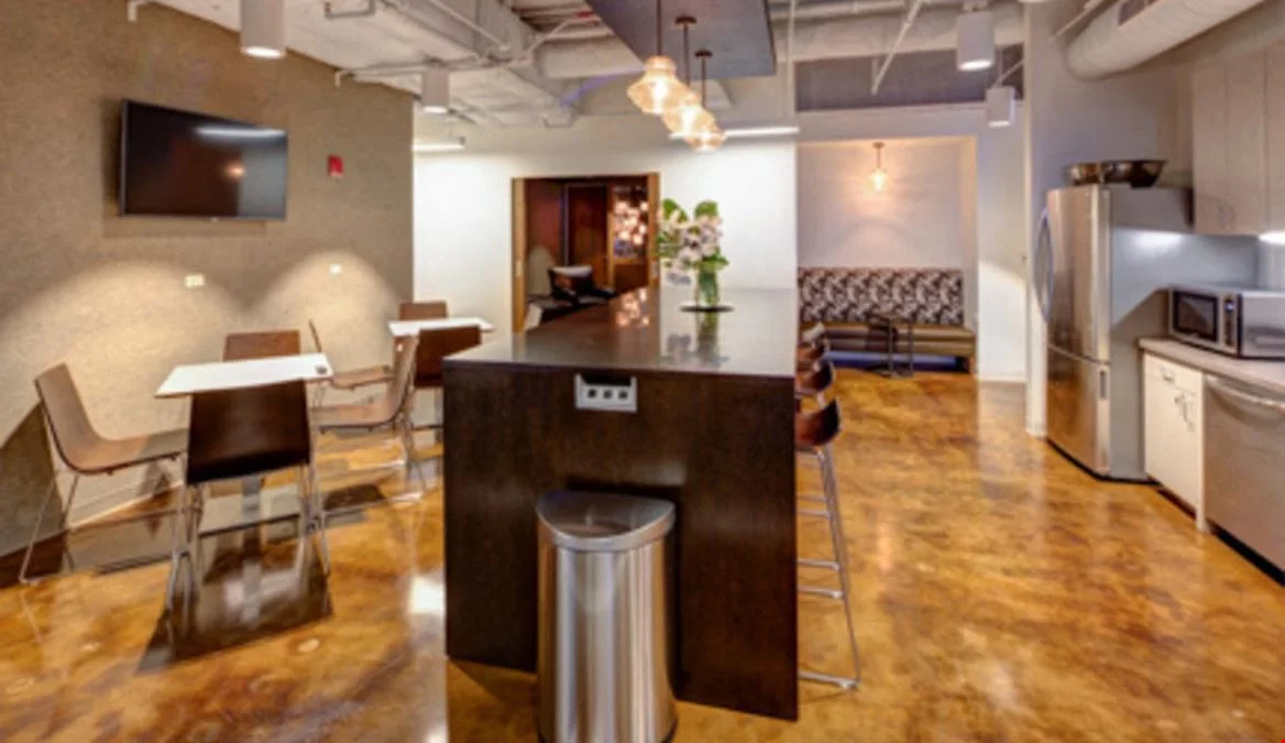 Signature Offices - 333 S. Wabash — photo 4