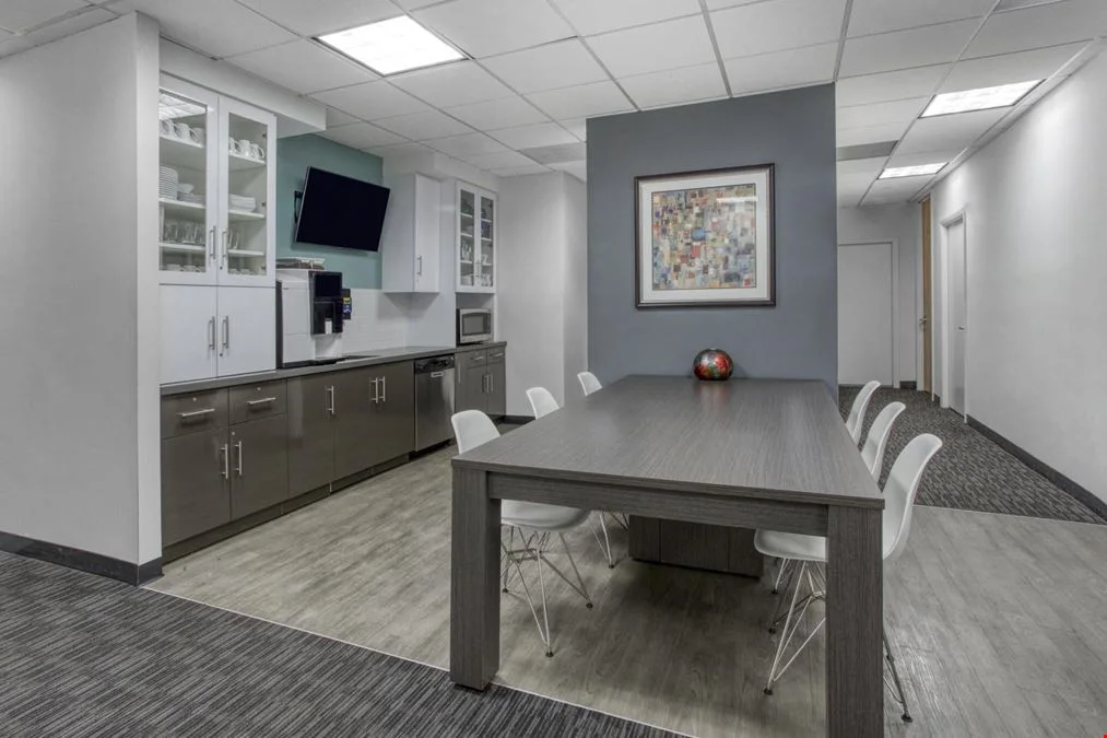 Corporate Center — photo 2