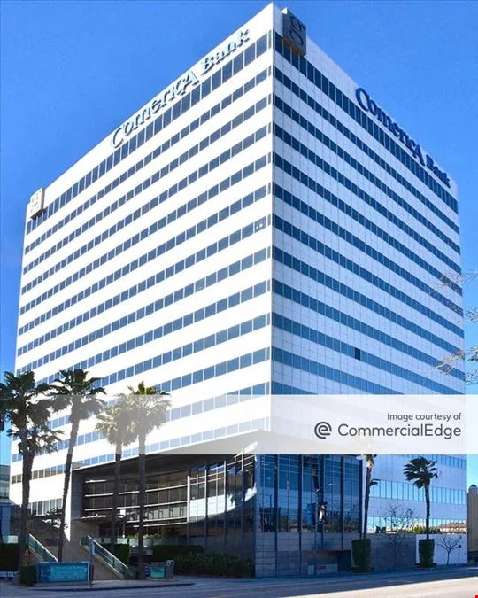 Sherman Oaks Galleria