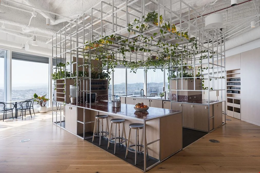 Salesforce Tower — photo 5