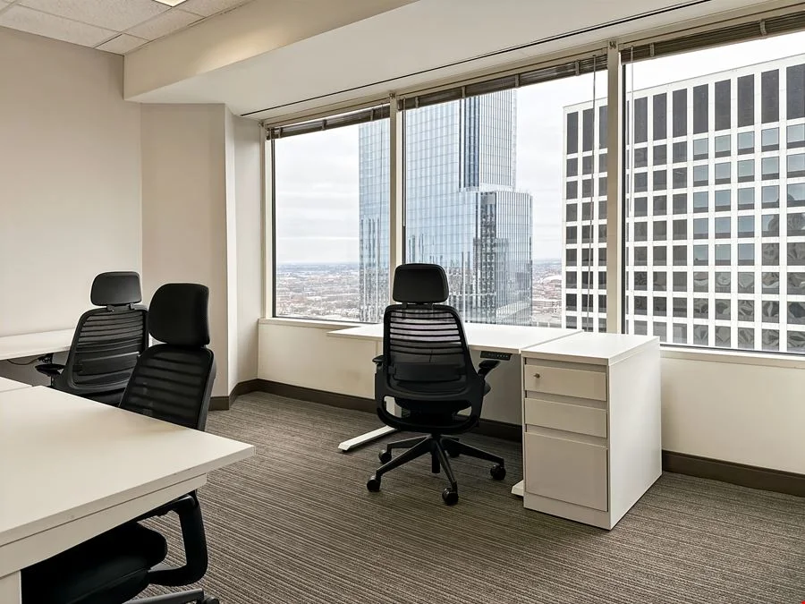 Chicago West Loop 200 S Wacker