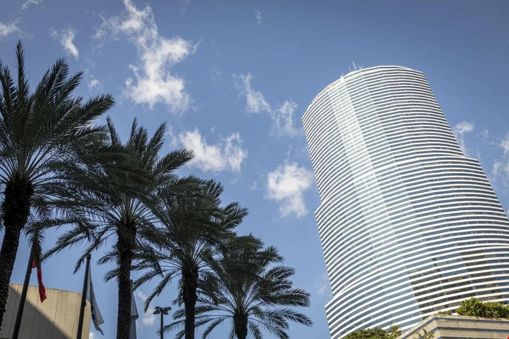 Quest - Miami Tower