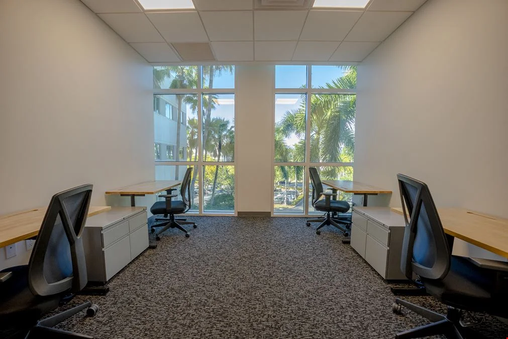 Venture X Downtown Doral — photo 4