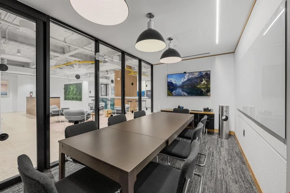 Corporate Suites 880 3rd Avenue — photo 4