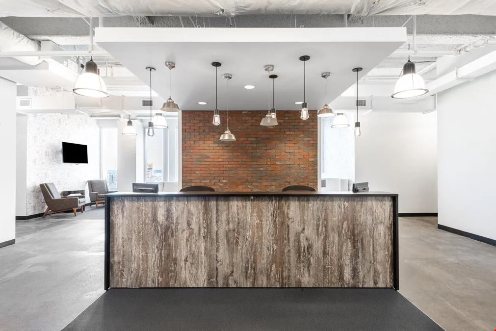 Beacon Hil, 100 Cambridge Street — photo 2