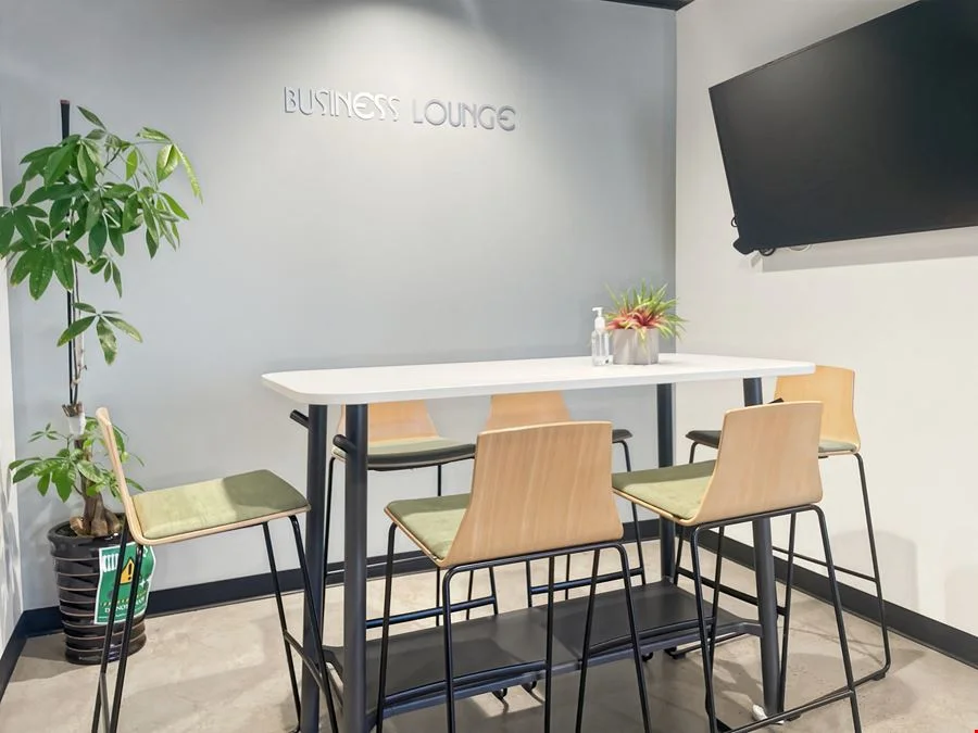 Commerce Corporate Center — photo 3